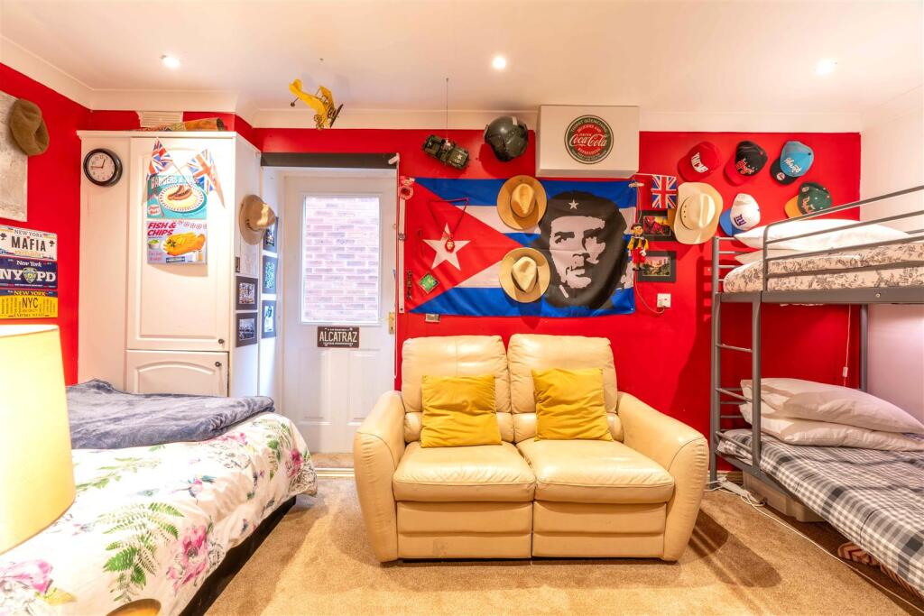 Additional image 18 of Daffodil Close, Hatfield