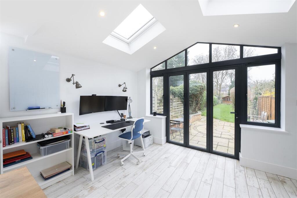 Additional image 5 of Cravells Road, Harpenden