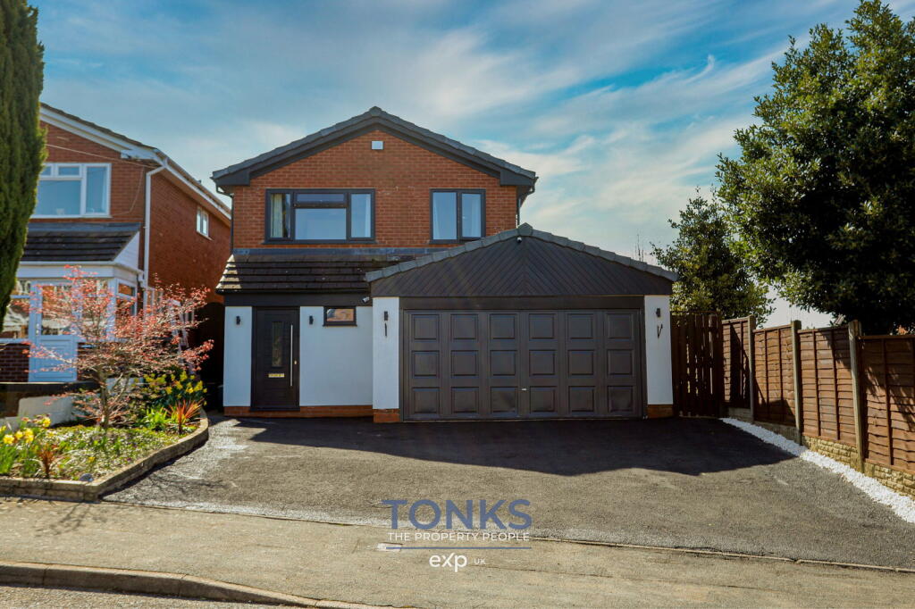 Hamilton Avenue, Halesowen, B62 8SZ