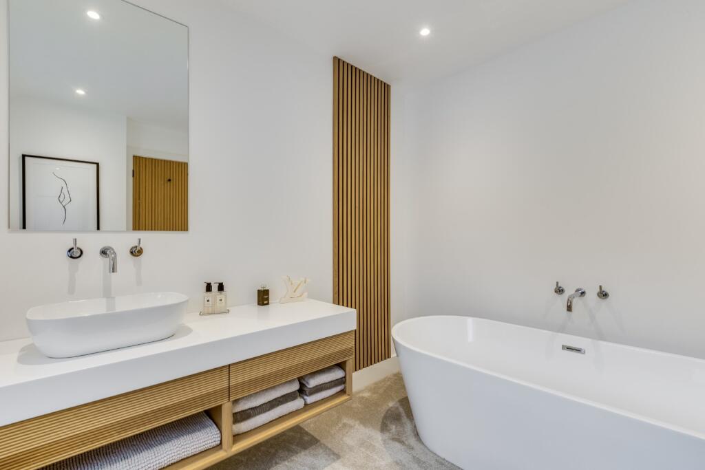 Additional image 18 of Vera Lane, Welwyn, Hertfordshire, AL6 0EW