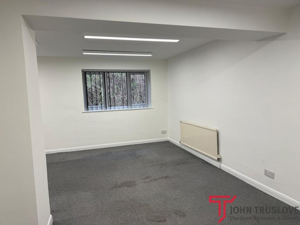 Additional image 4 of First Floor, 20 St. John Street, Bromsgrove, B61 8QY