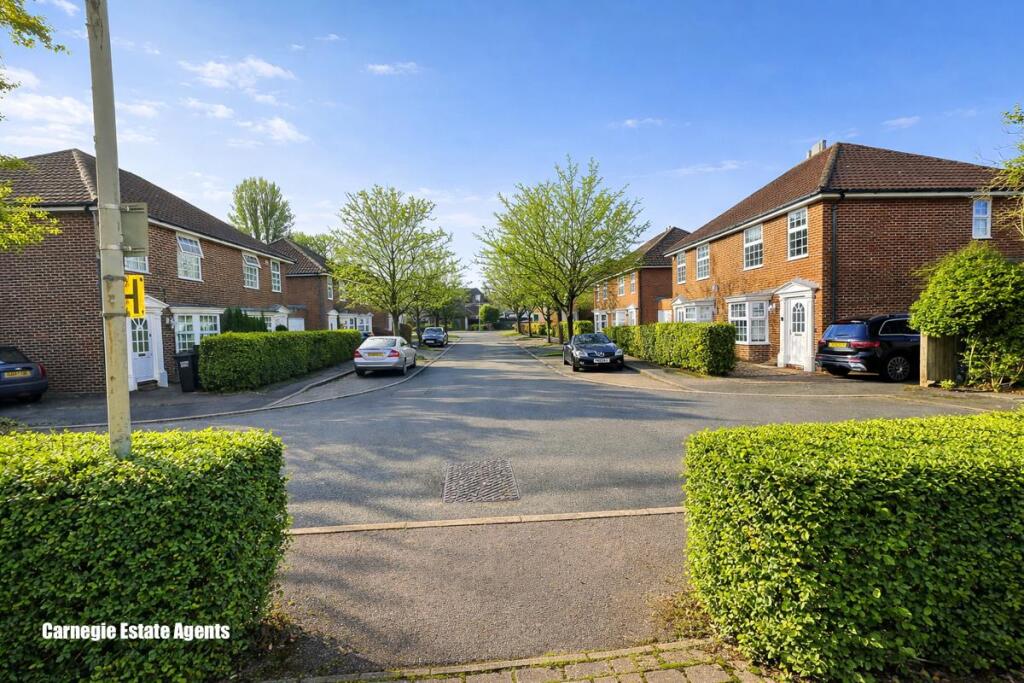 Additional image 7 of Parkway Gardens, Welwyn Garden City