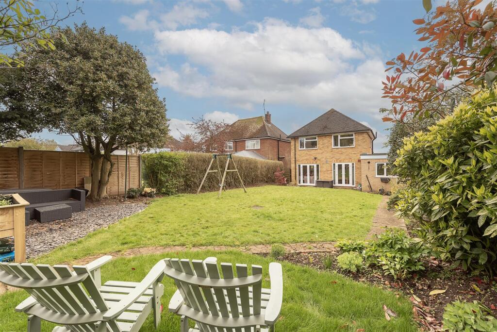 Additional image 12 of Long Cutt, Redbourn