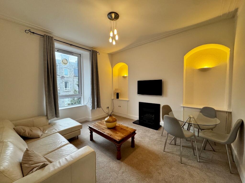 Northfield Place, Aberdeen, Aberdeenshire, AB25