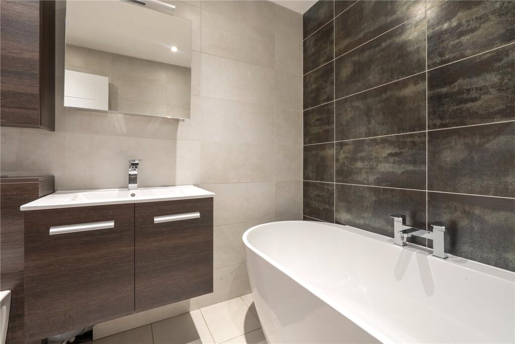 Additional image 19 of 150B Queens Road, Aberdeen, AB15 6WF