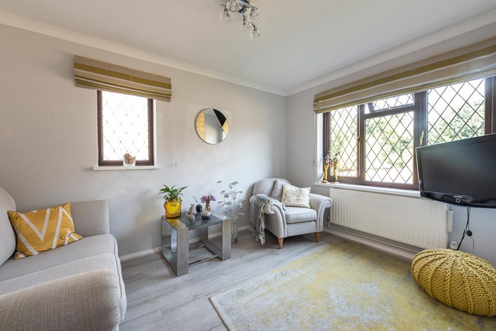 Additional image 2 of Old Orchard, Park Street, St Albans, Herts, AL2