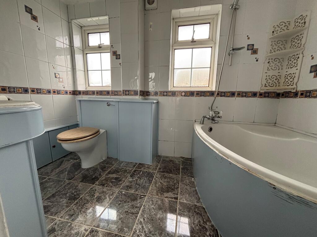 Additional image 9 of Roe Green Close, HATFIELD