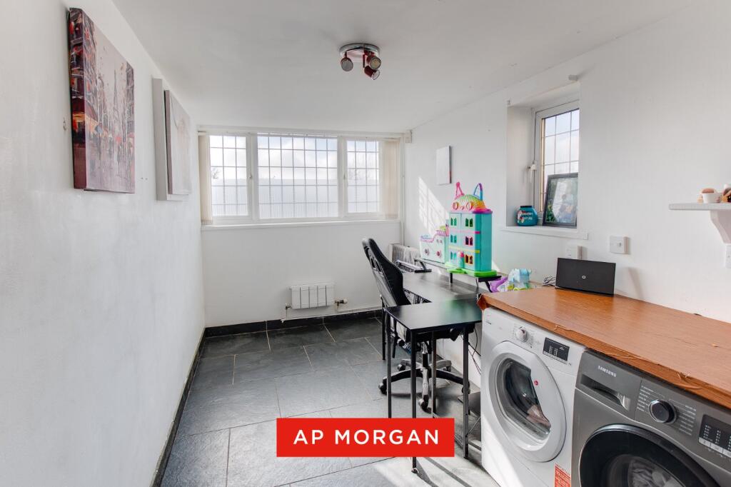 Additional image 6 of Barley Mow Lane, Catshill, Bromsgrove, Worcestershire, B61