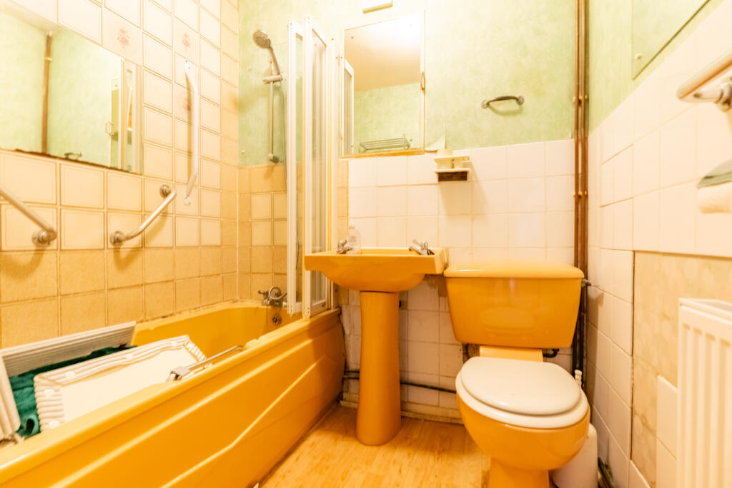 Additional image 10 of Hollybush Avenue, St. Albans, Hertfordshire, AL2