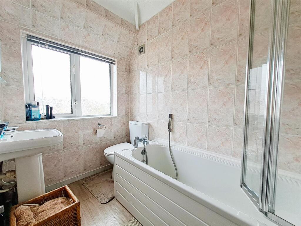 Additional image 5 of Palmvale Croft, Sheldon, Birmingham