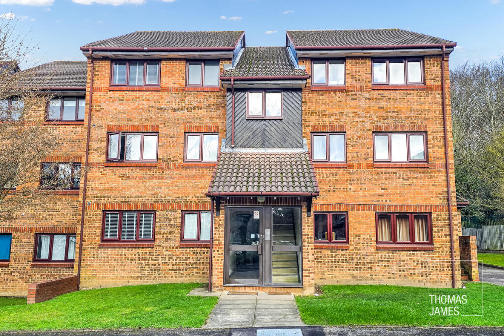 Additional image 18 of Tudor Close, Hertfordshire, AL10