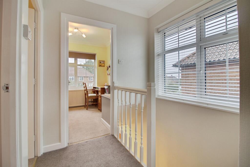 Additional image 19 of Woodhall Lane, Welwyn Garden City