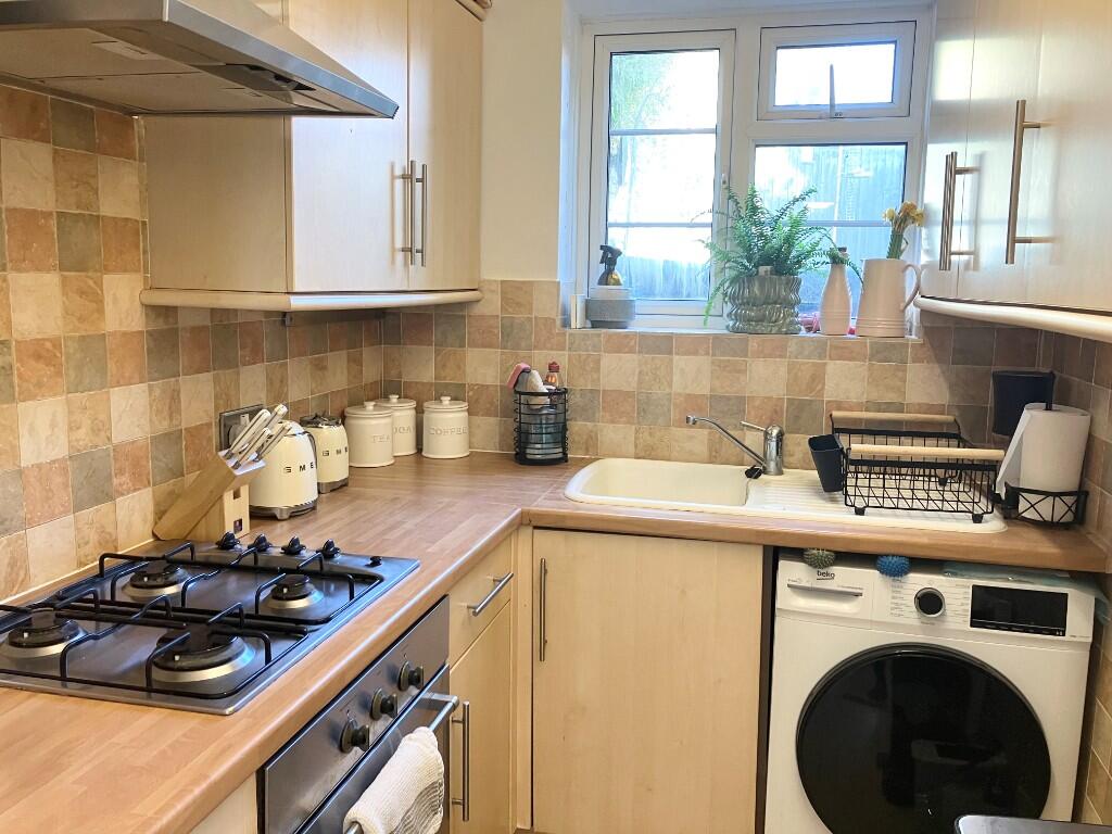 Additional image 9 of Hart Road, St. Albans, Hertfordshire, AL1 1NF