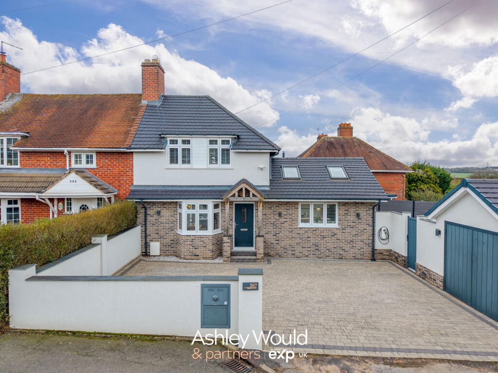 Bromsgrove Road, Hunnington, Halesowen, B62 0JL