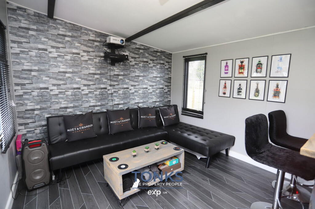 Additional image 34 of Carol Crescent, Halesowen, B63 3RP