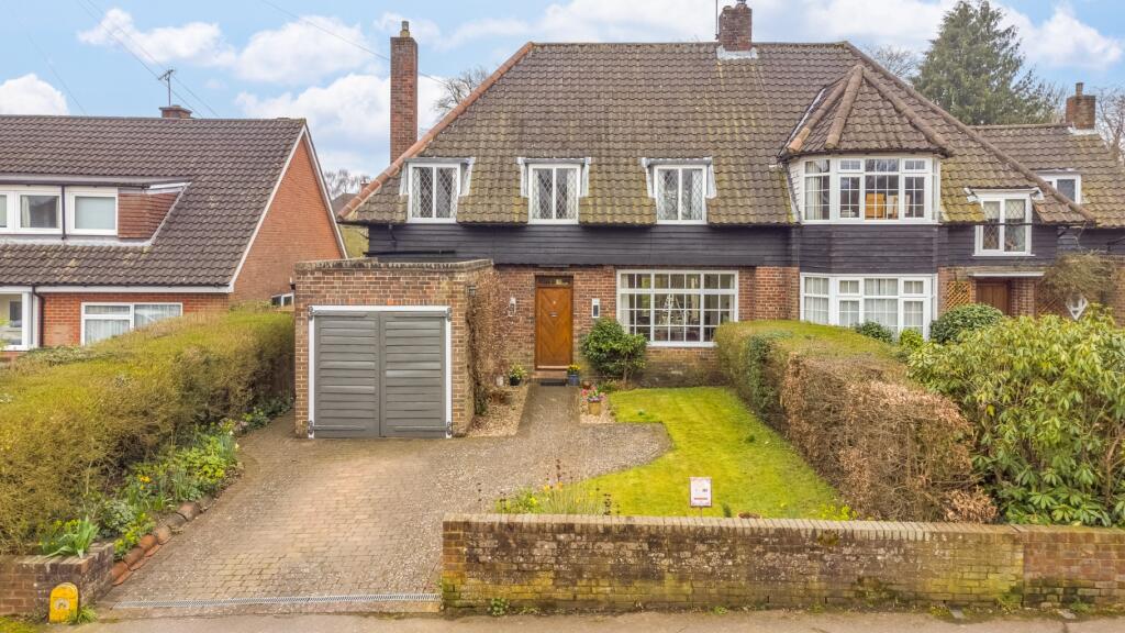 Coneydale, Welwyn Garden City, Hertfordshire, AL8
