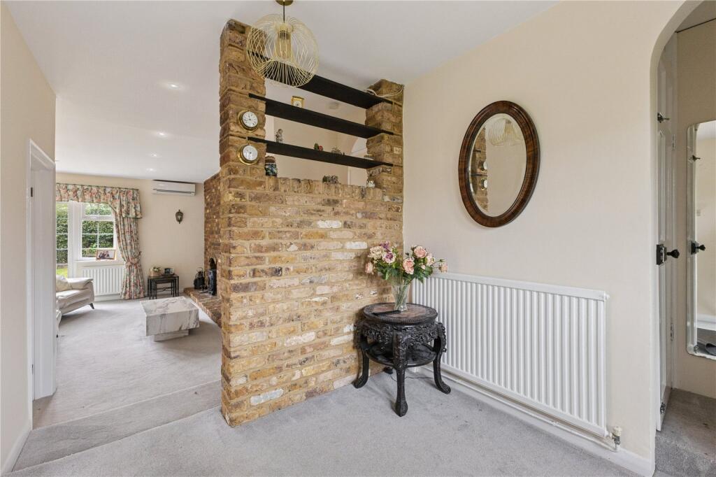 Additional image 19 of Singlets Lane, Flamstead, St. Albans, Hertfordshire, AL3