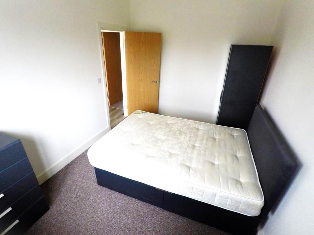 Additional image 4 of Town Centre, Hatfield, Hertfiordshire