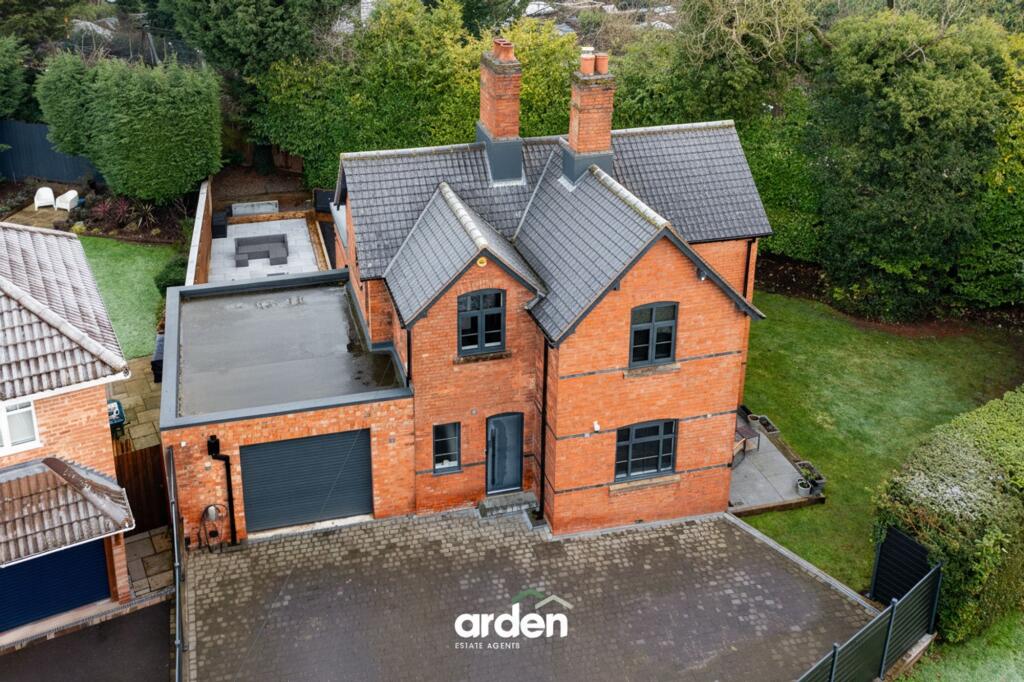 Hewell Lane, Barnt Green, B45