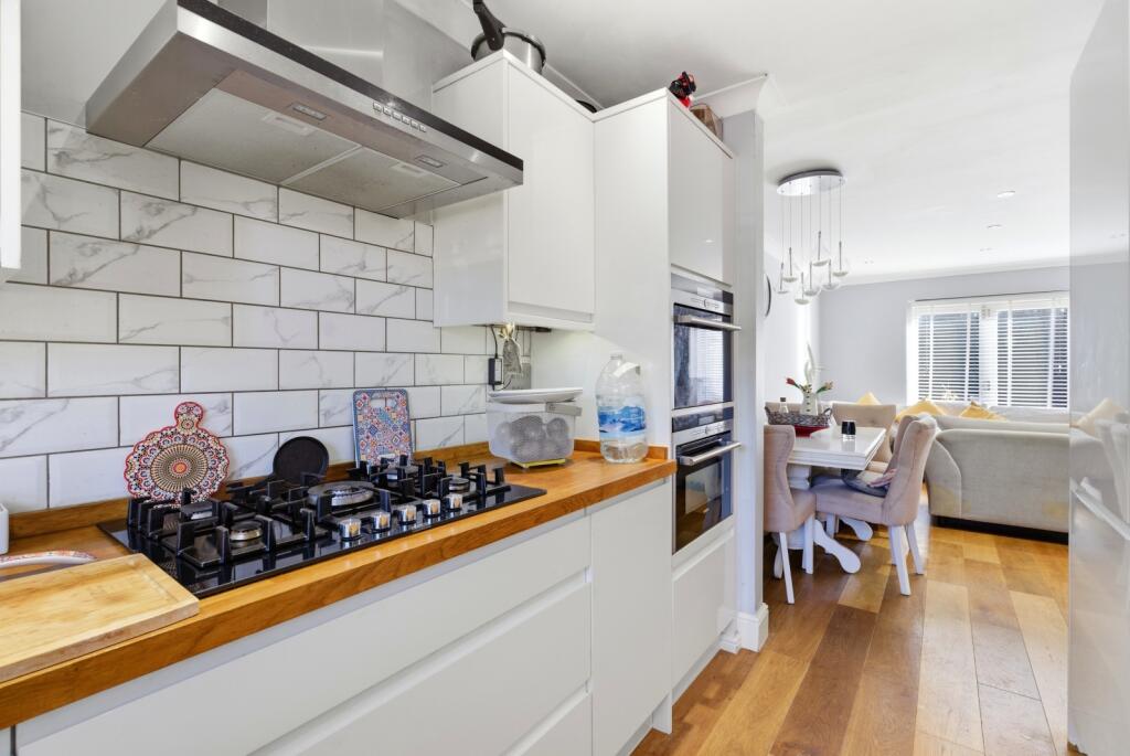 Additional image 6 of Buckwood Road, Markyate, St. Albans, Hertfordshire, AL3