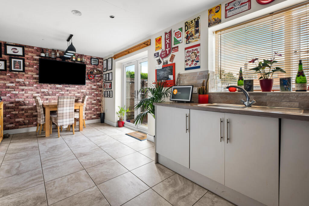 Additional image 21 of New Road, Bromsgrove B60 2LH