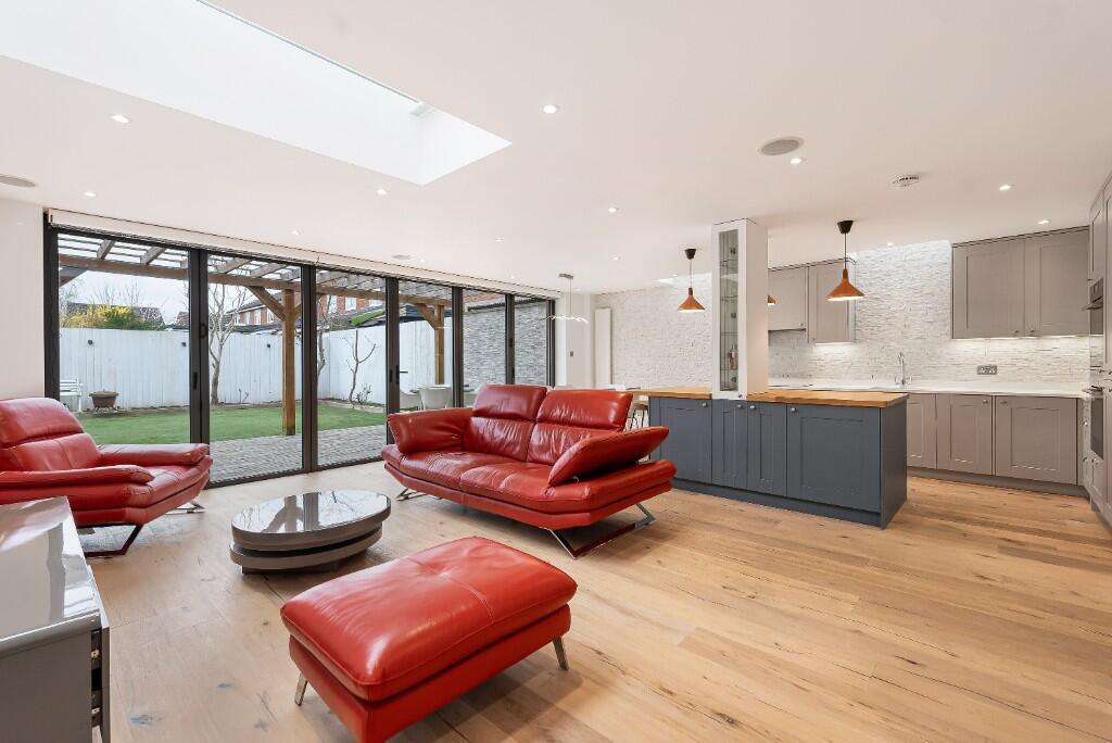 Additional image 35 of The Paddocks, Welwyn Garden City, Hertfordshire, AL7