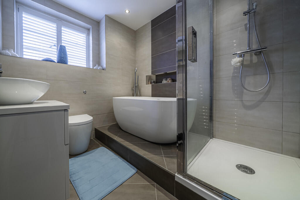 Additional image 10 of Viceroy Close, Edgbaston, Birmimgam B5