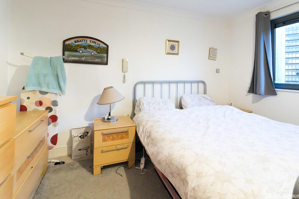 Additional image 6 of The Green Apartments, Broadway Plaza, B16