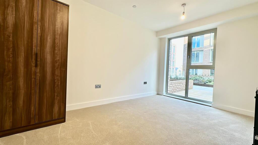 Additional image 13 of BRAND NEW APARTMENT- Boulevard Plaza, Birmingham, B5