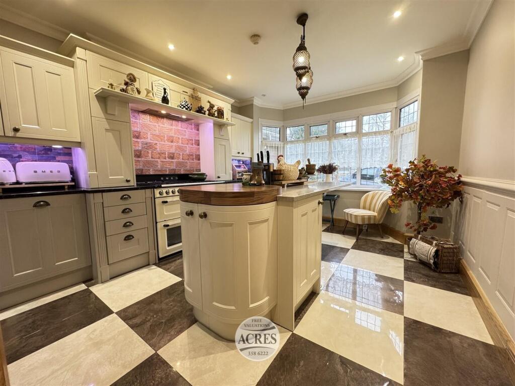 Additional image 17 of Englestede Close, Handsworth Wood, Birmingham