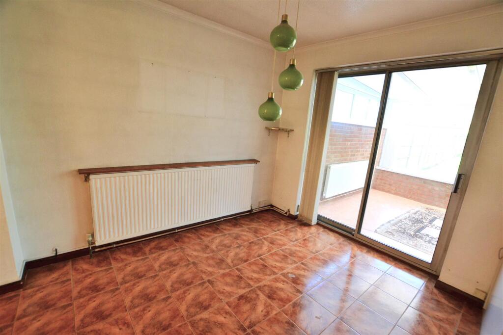 Additional image 20 of Selwyn Crescent, Ellenbrook