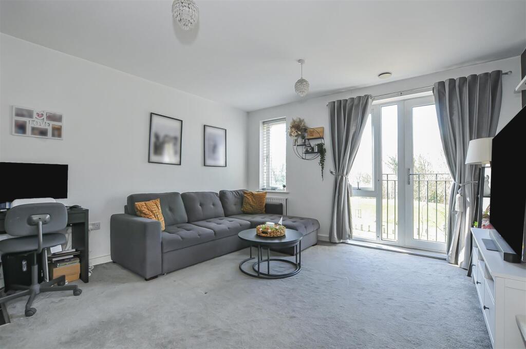 Additional image 2 of Flat 7 Waddington House, Barnes Wallis Way, Bricket Wood, St. Albans