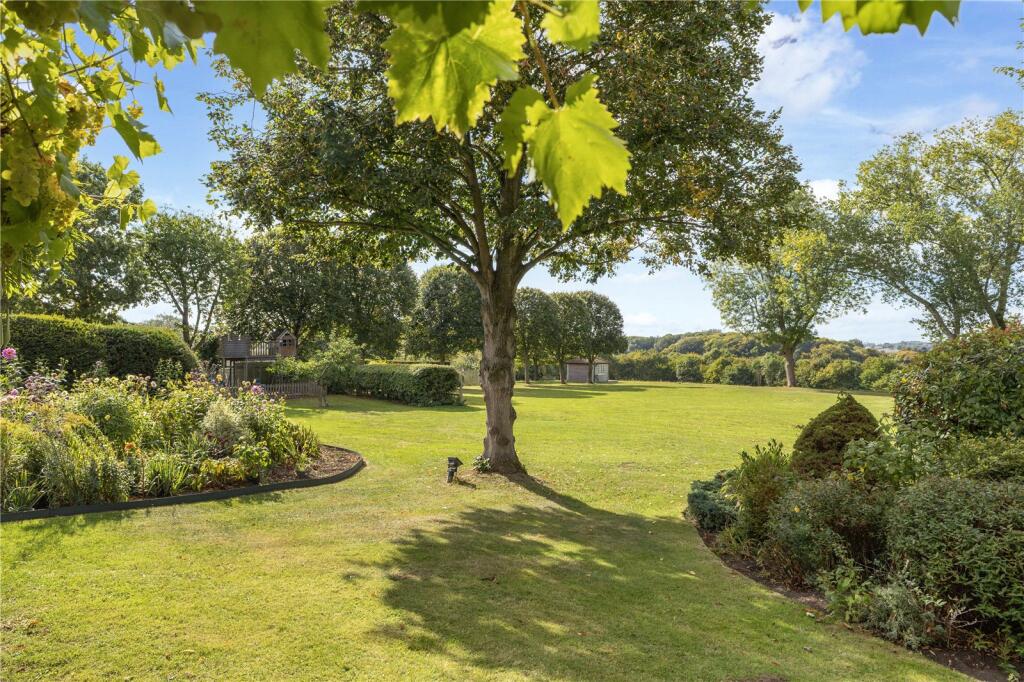 Additional image 47 of Rabley Heath Road, Welwyn, Hertfordshire, AL6