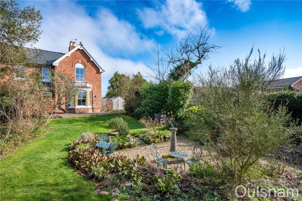 Additional image 35 of South Crescent, Bromsgrove, Worcestershire, B60