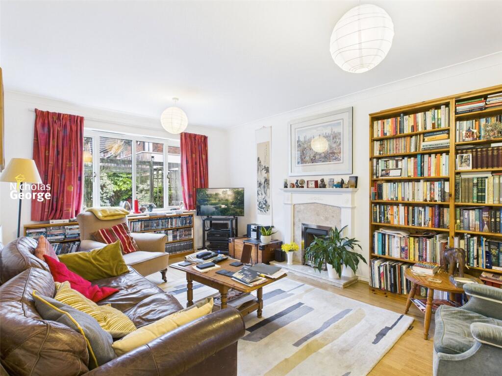 Additional image 36 of Foxes Meadow, Cotteridge, Birmingham, B30