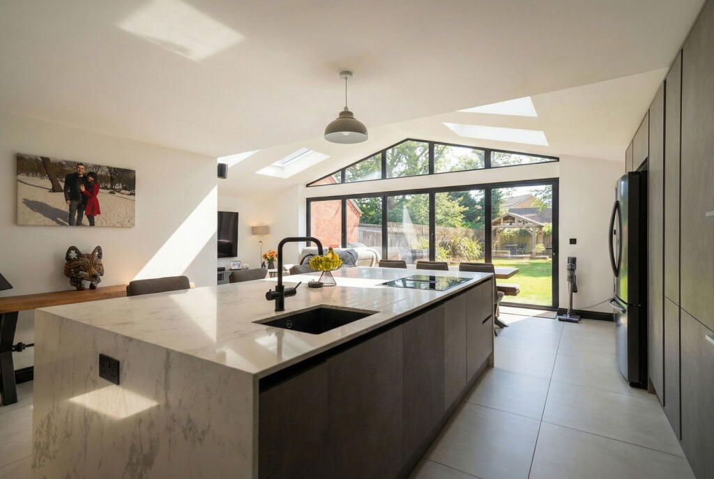 Additional image 38 of Burnham Road, Wythall