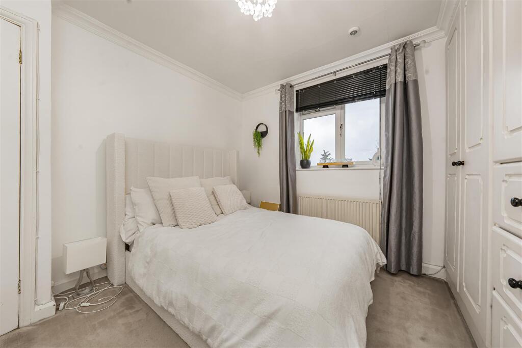 Additional image 11 of Radlett Road, Frogmore, St. Albans