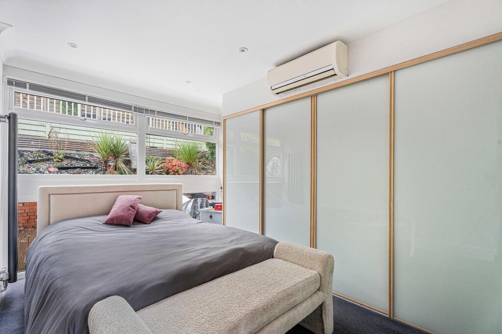 Additional image 14 of Great North Road, Welwyn, AL6