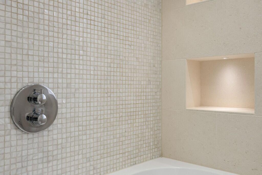 Additional image 33 of The Paddocks, Welwyn Garden City, Hertfordshire, AL7