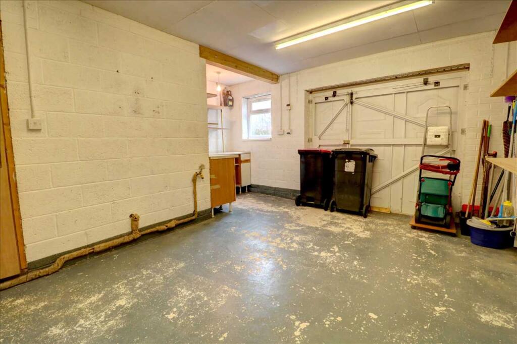 Additional image 10 of Colebridge Crescent, Coleshill