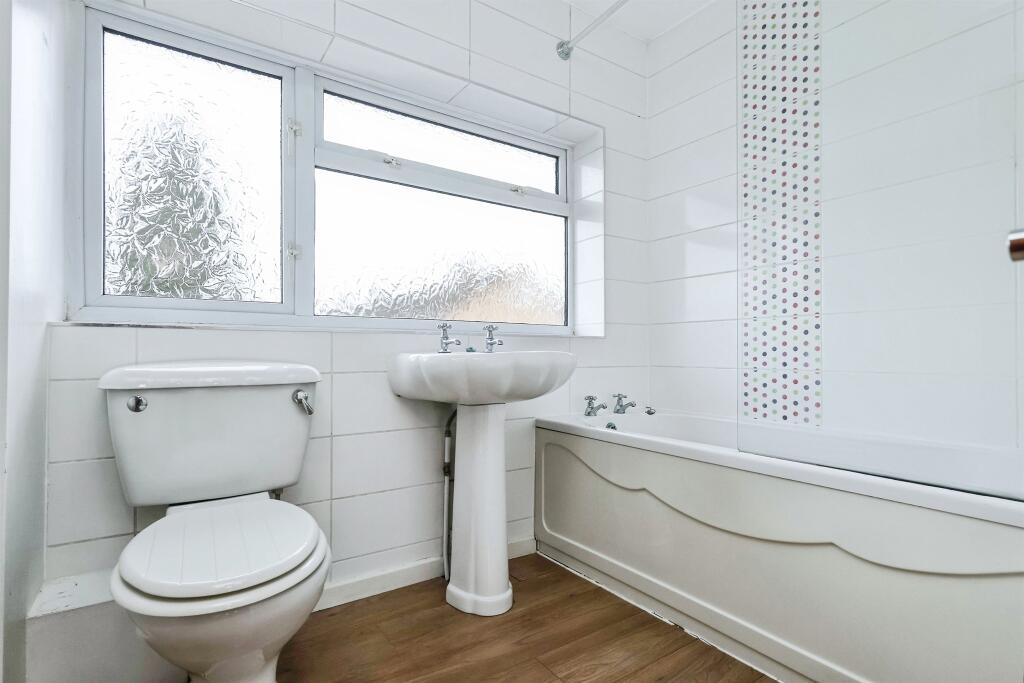 Additional image 11 of The Close, Hollywood, Birmingham