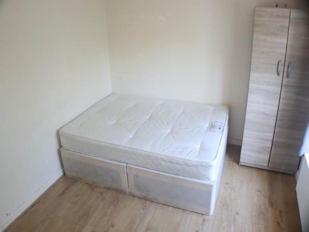 Additional image 12 of Bishops Rise, Hatfield, Hertfordshire