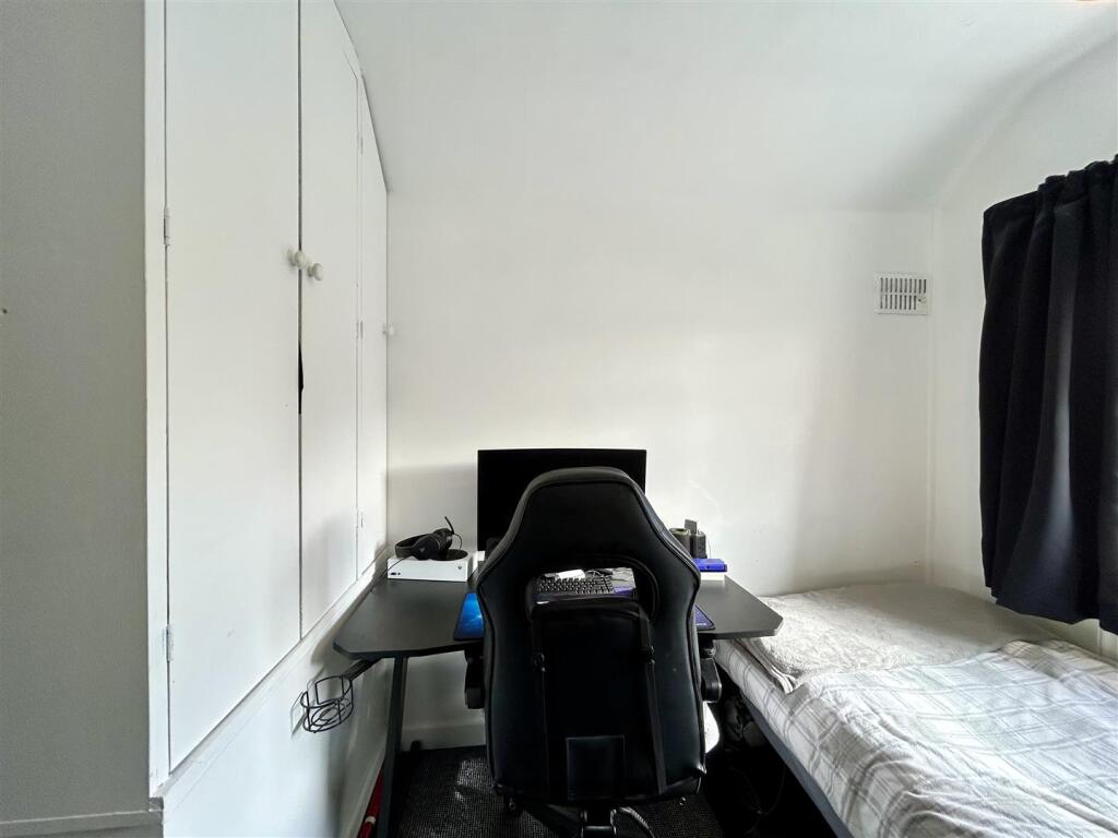 Additional image 20 of Meadowbrook Road, Halesowen