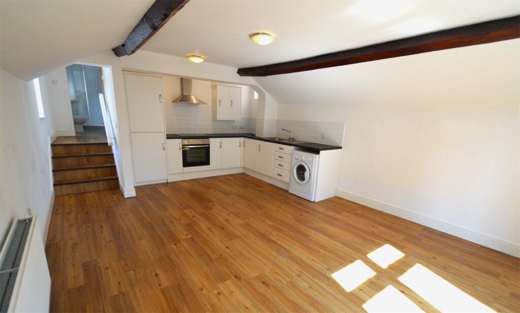 Additional image 4 of The Square, Alvechurch, Birmingham, Worcestershire, B48