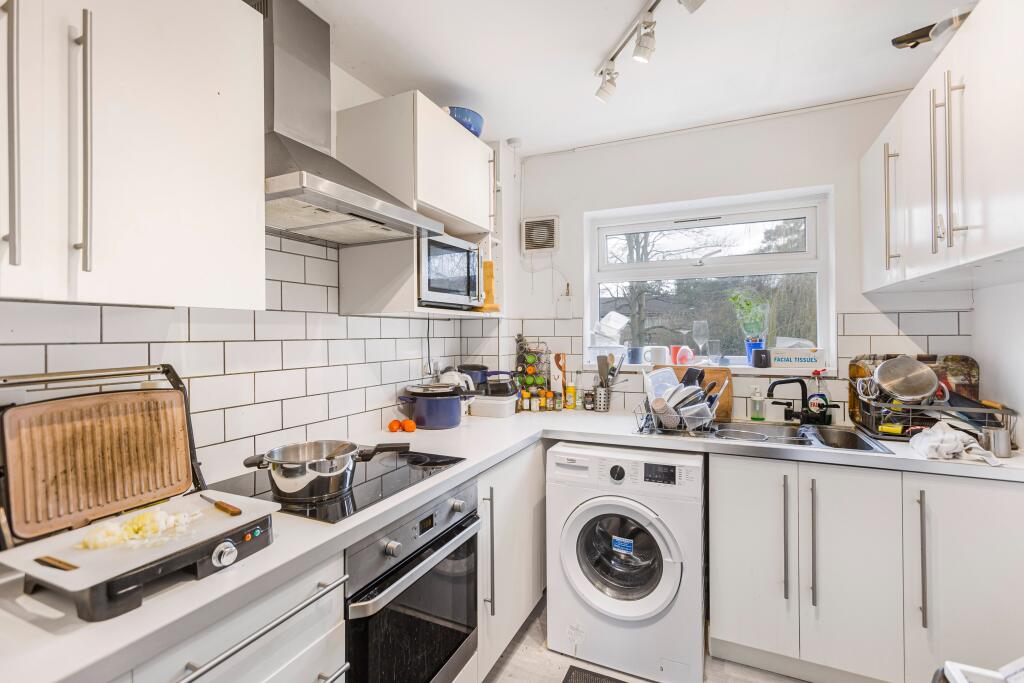 Additional image 5 of Abbots Park, St Albans, AL1