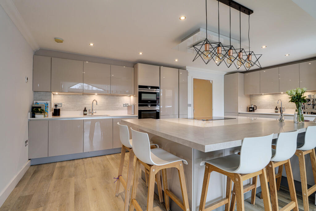 Additional image 7 of Meadow Vale, Wheathampstead, St. Albans, AL4