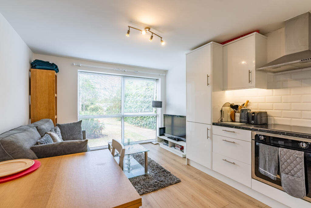 Additional image 4 of Meadow Close, London Colney, St Albans, Herts, AL2