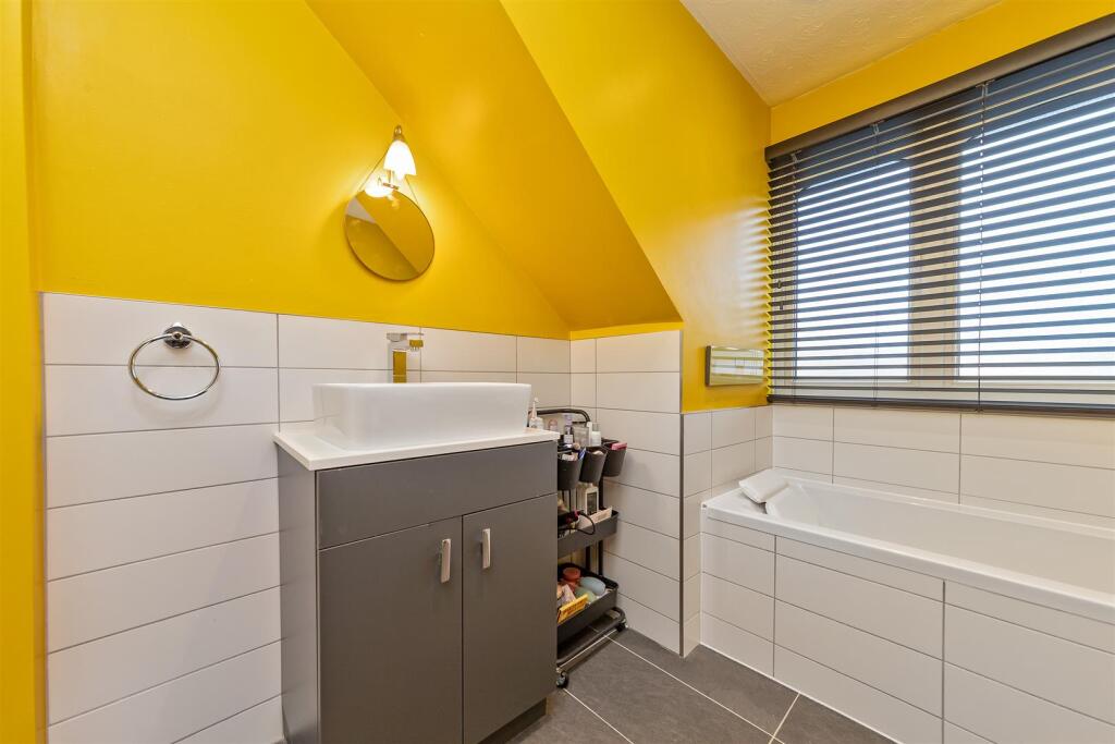 Additional image 26 of Tennyson Road, St. Albans