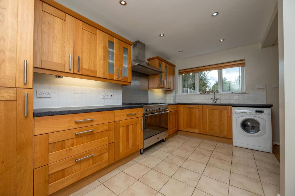 Additional image 12 of Birch Abbey, Alcester, B49