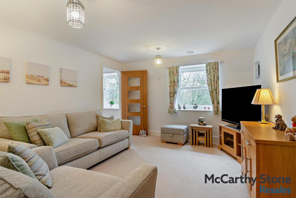 Additional image 4 of Peel Court, College Way, Welwyn Garden City, Hertfordshire, AL8 6DG